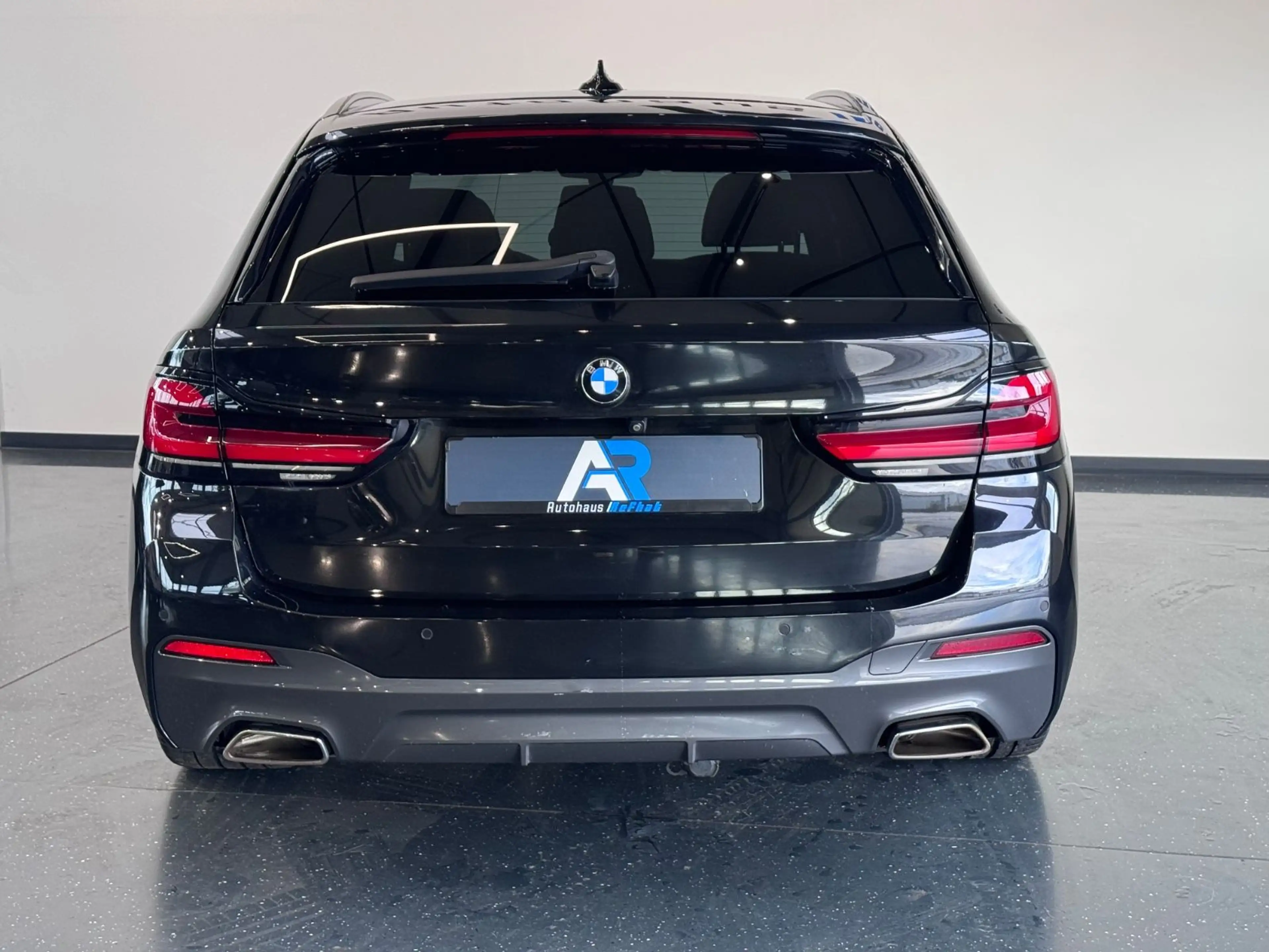 BMW 530 d Touring M Sport PANO*LCI*ALPINA*MEMORY*AHK* — photo 9