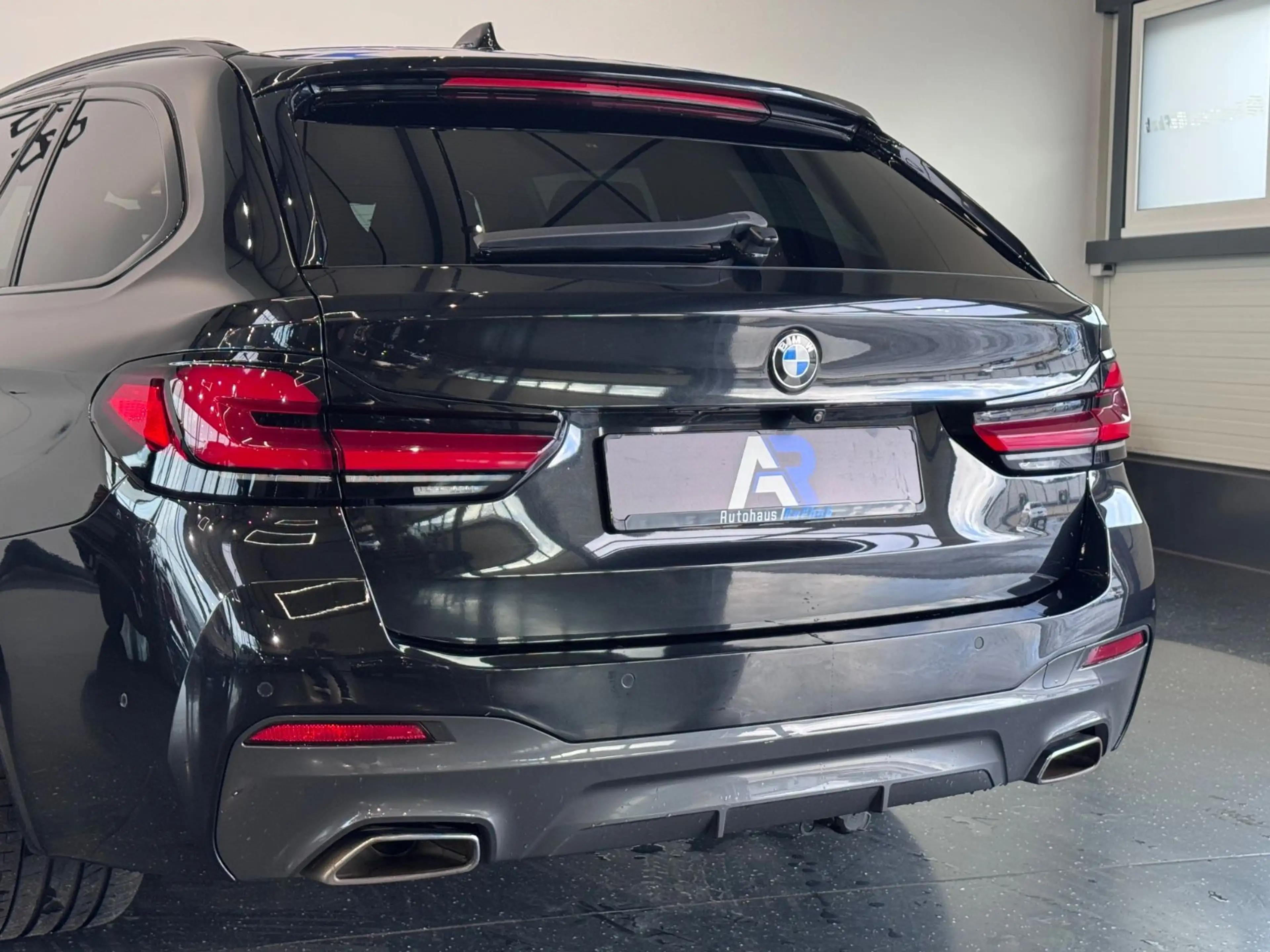 BMW 530 d Touring M Sport PANO*LCI*ALPINA*MEMORY*AHK* — photo 15
