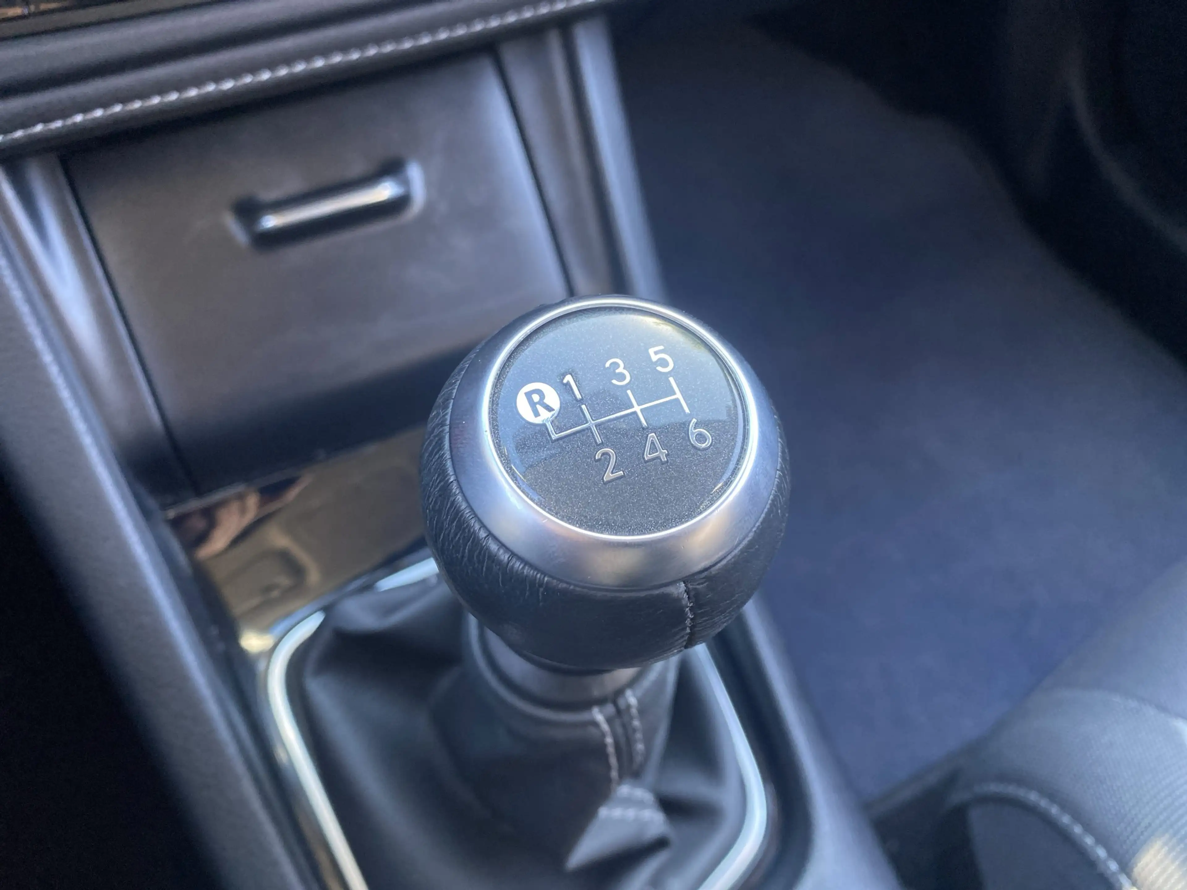 Toyota Auris 1.2 Turbo Comfort Rückfahrkamera*Klimaauto. — photo 13
