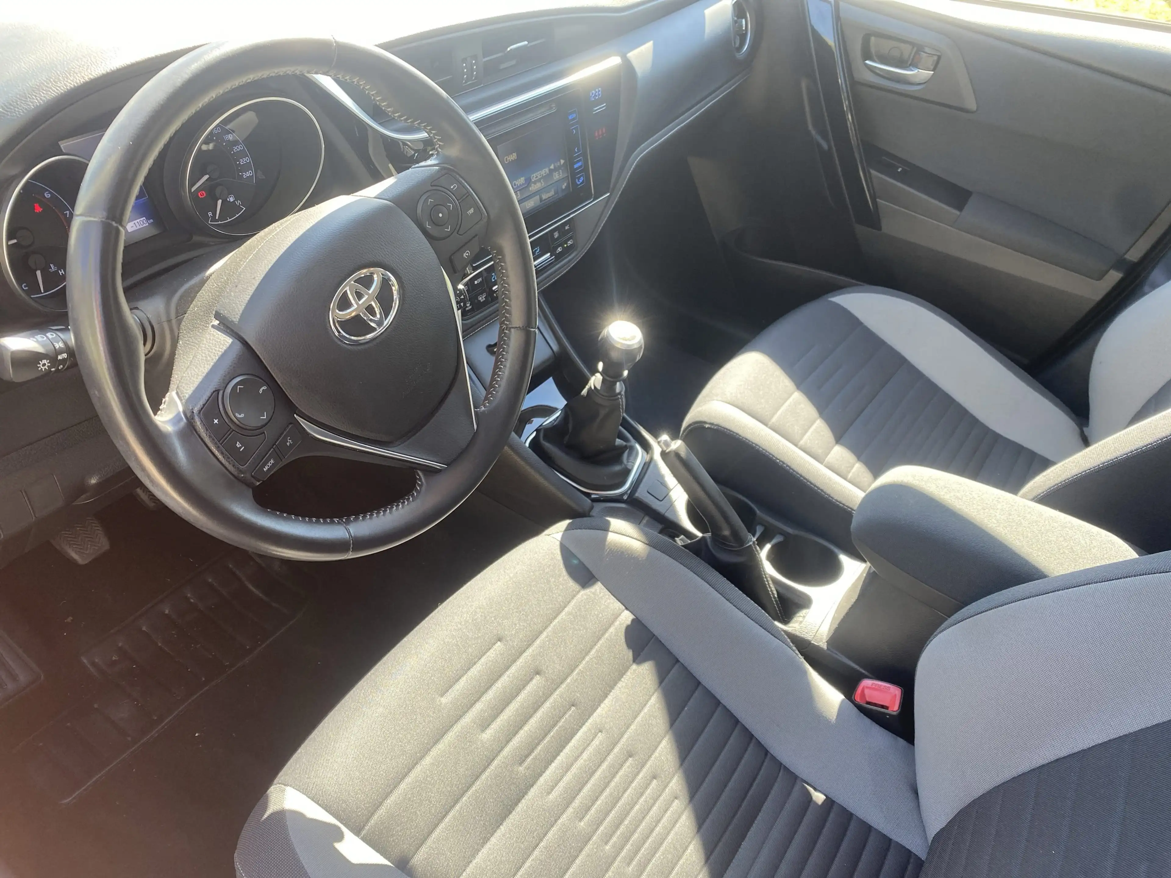 Toyota Auris 1.2 Turbo Comfort Rückfahrkamera*Klimaauto. — photo 7