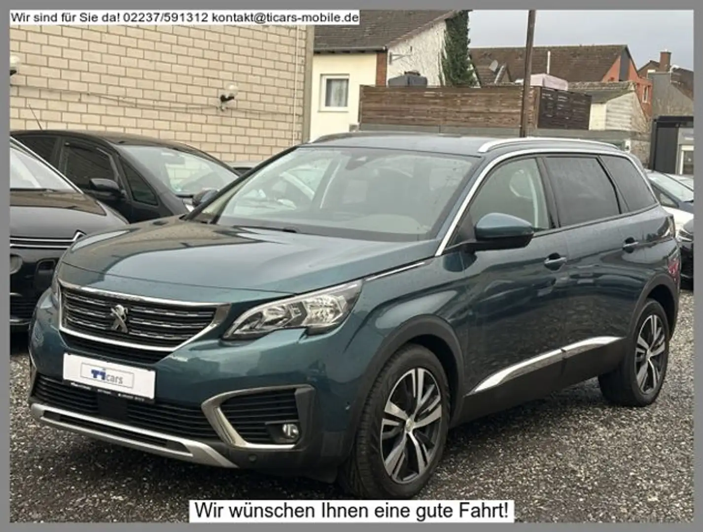 Peugeot 5008 Allure *Navi,PDC,Kamera,Klimaaut* Grün - 1