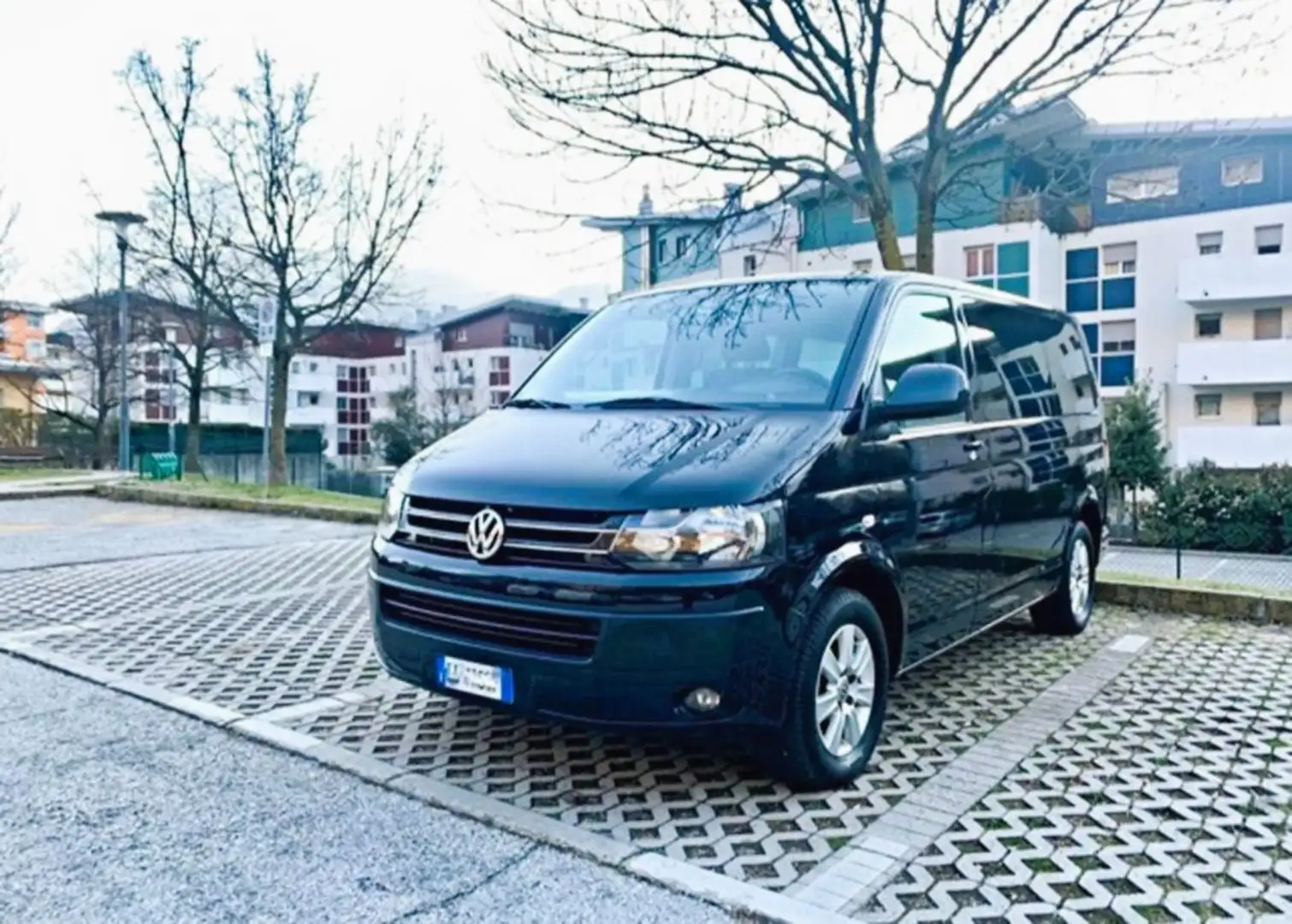 Volkswagen T5 Multivan Starline Czarny - 1