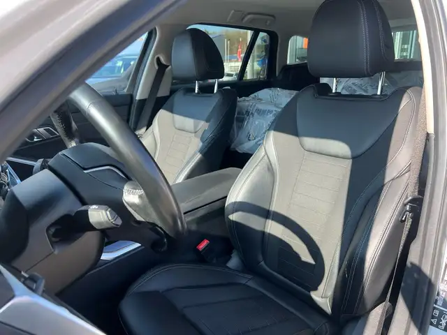 BMW F view 14