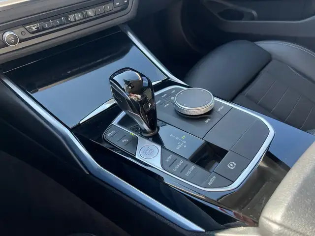 BMW F view 13