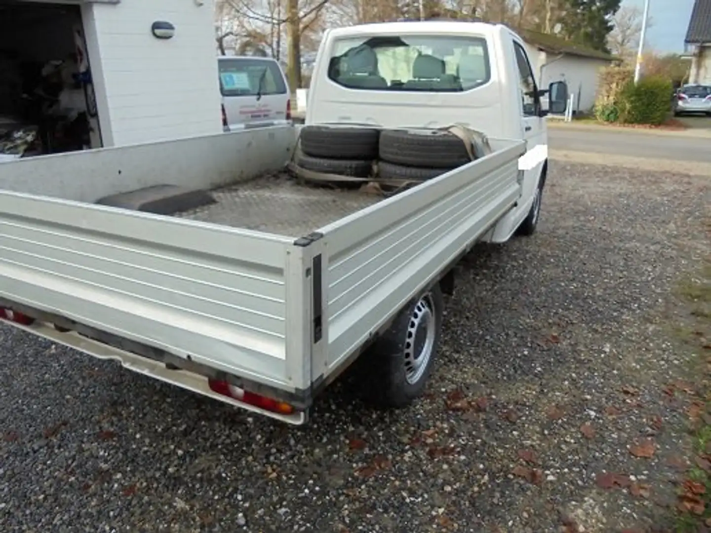 Volkswagen T5 Weiß - 2