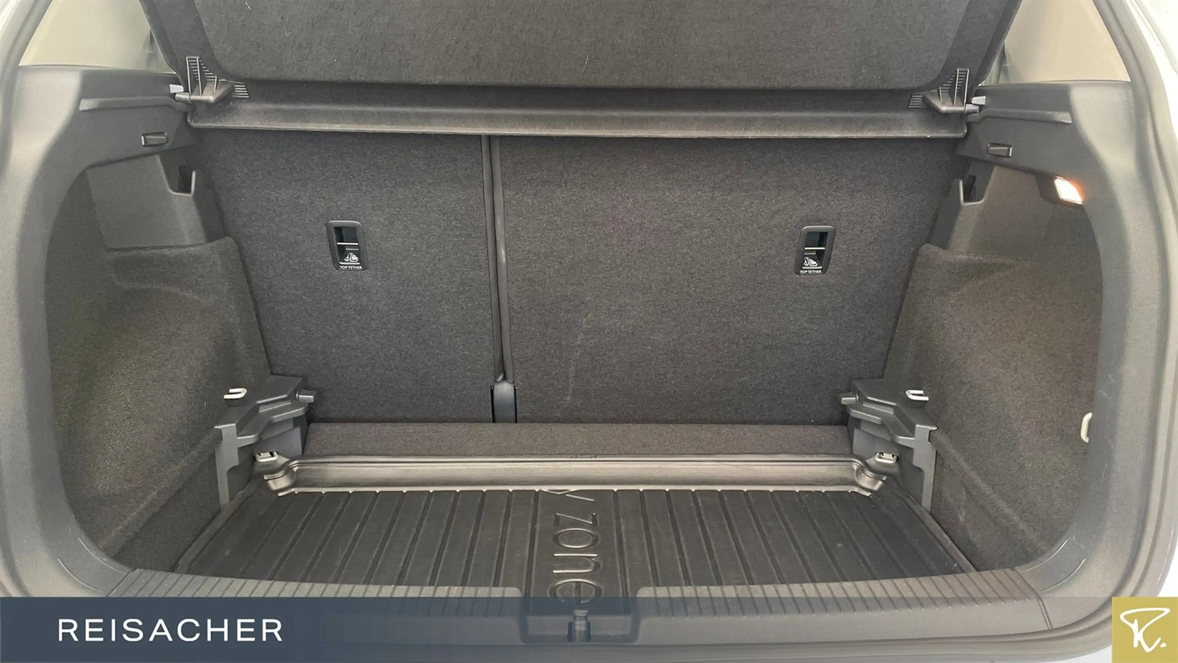 Volkswagen T-Cross 1.0 TSI DSG Style — photo 10