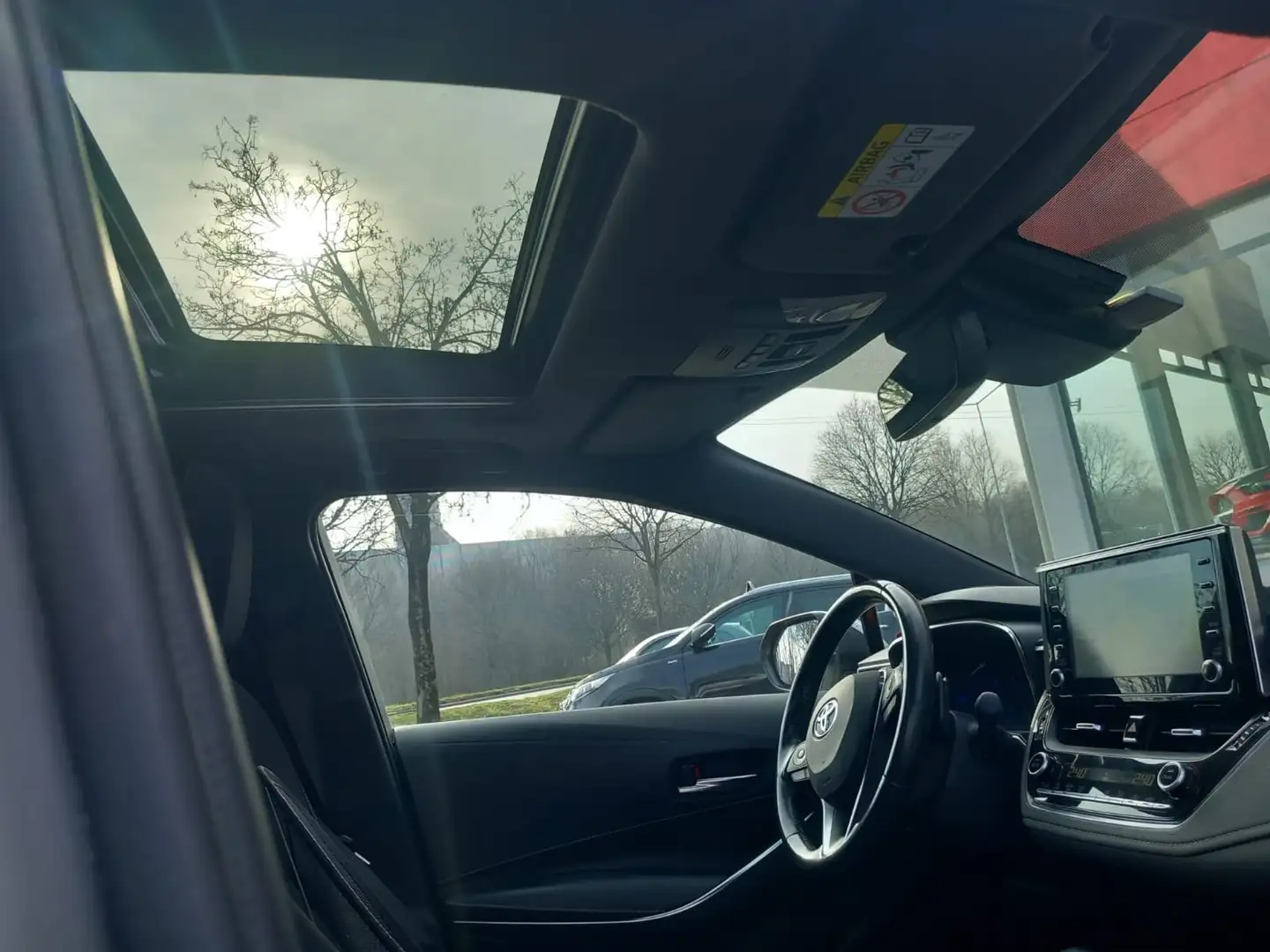 Toyota Corolla Touring Sports 2.0h Lounge cvt Argent - 2