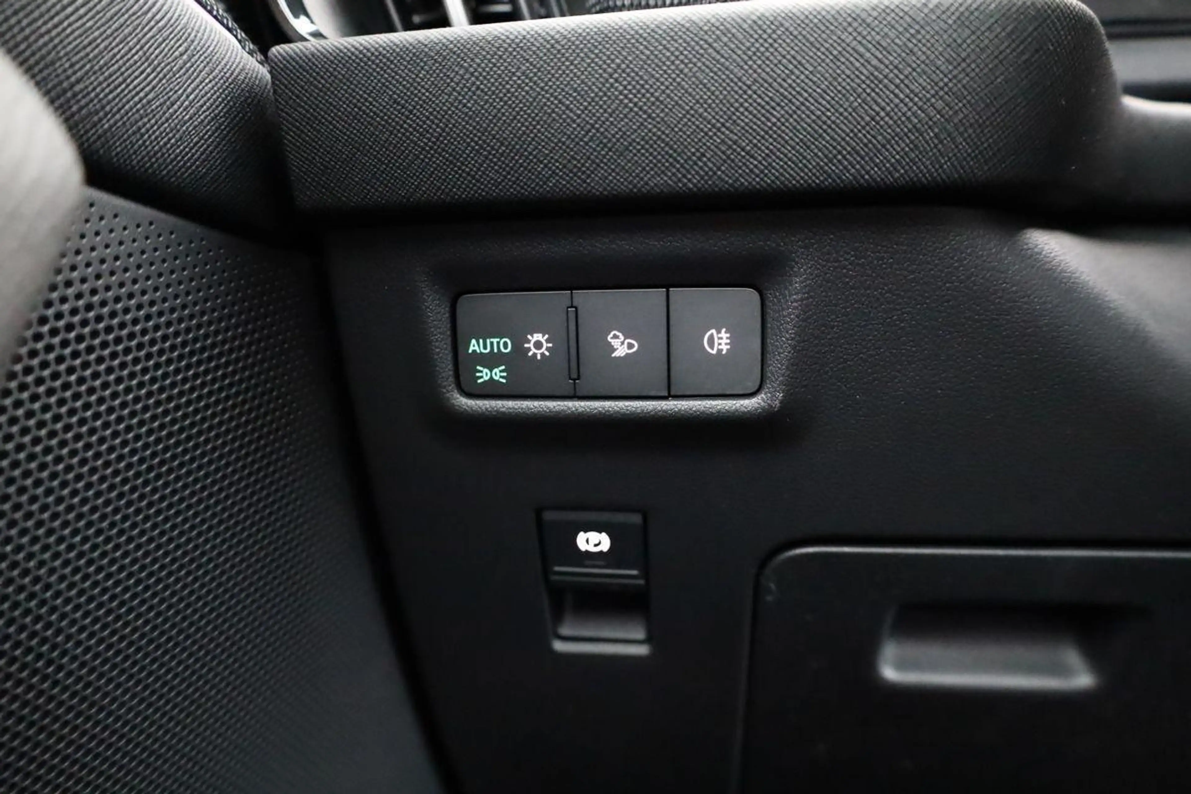 Skoda Kodiaq 1.5 TSI iV 150 kW Selection Selection, AHK, Nav... — photo 8