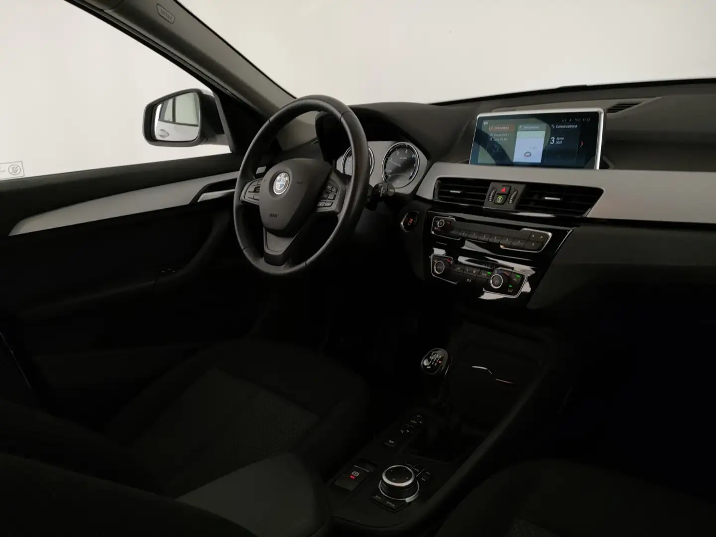 BMW X1 xdrive 18d Business Advantage Blanc - 2