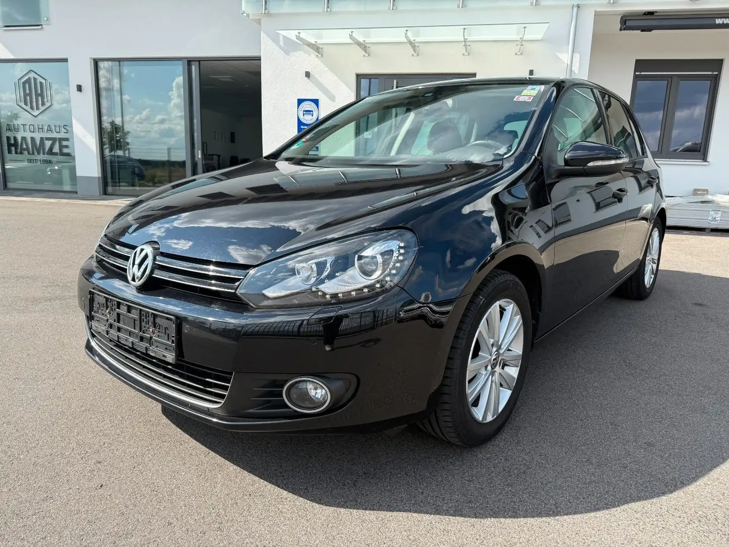 Volkswagen Golf VI Limousine Style 1.6 TDI|Xenon|Tempomat Noir - 1