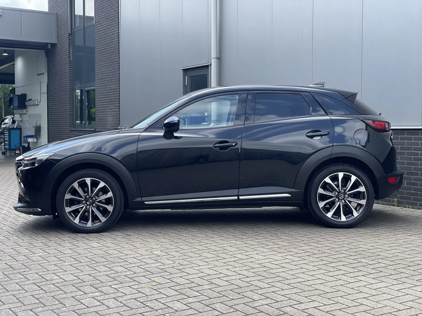 Mazda CX-3 2.0 SkyActiv-G 121 SPORT RIJKLAAR Schwarz - 2