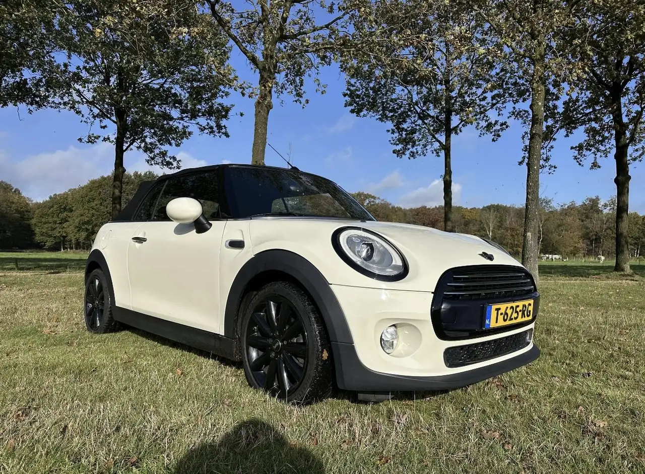 MINI Cooper C Cabrio