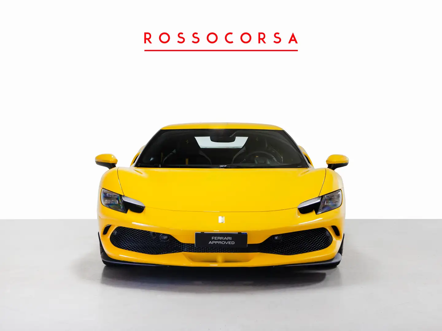 Ferrari 296 GTB Amarillo - 2