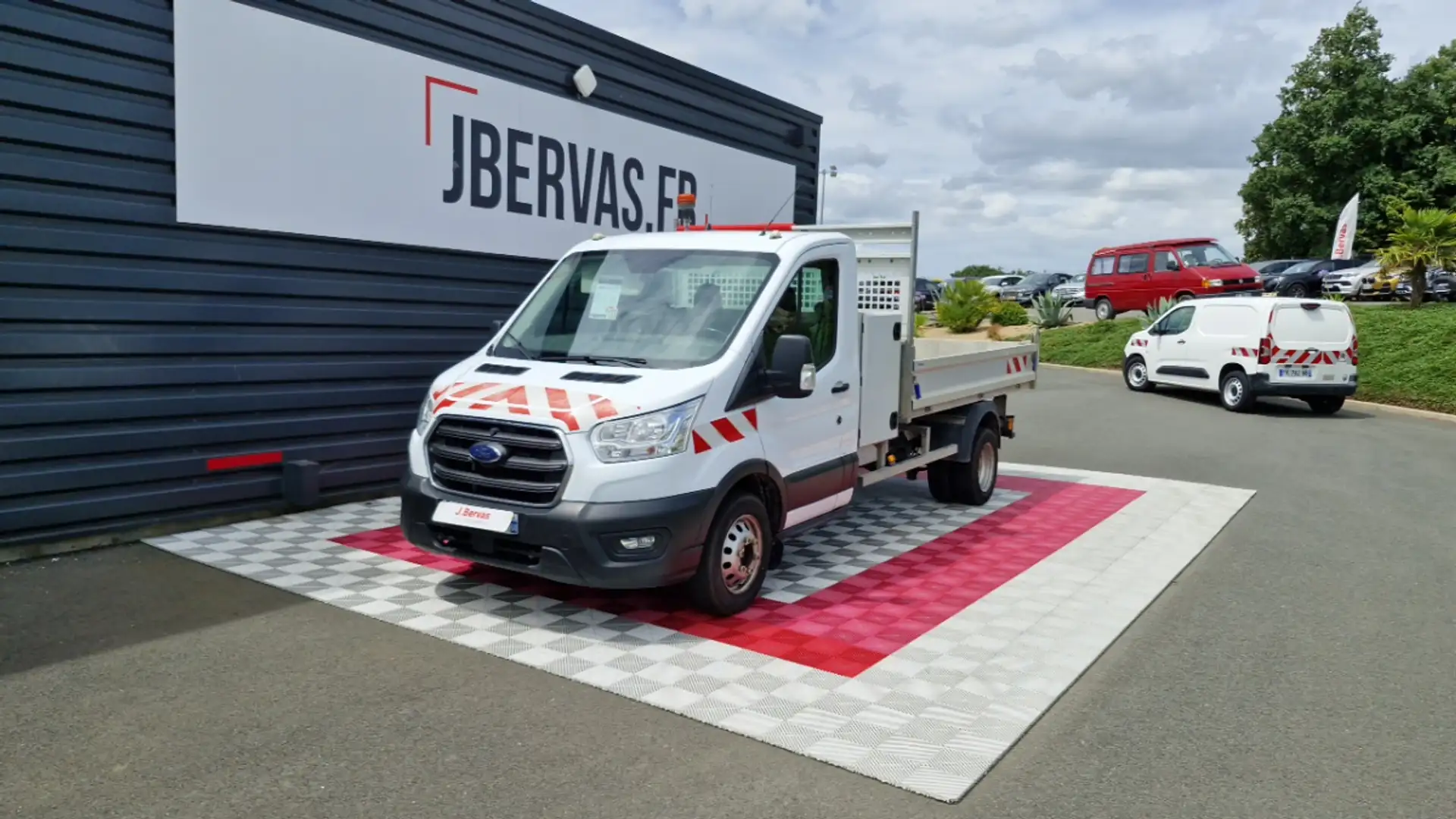 Ford Transit P350 l3 2.0 ecoblue 170 trend BENNE + COFFRE Blanc - 1