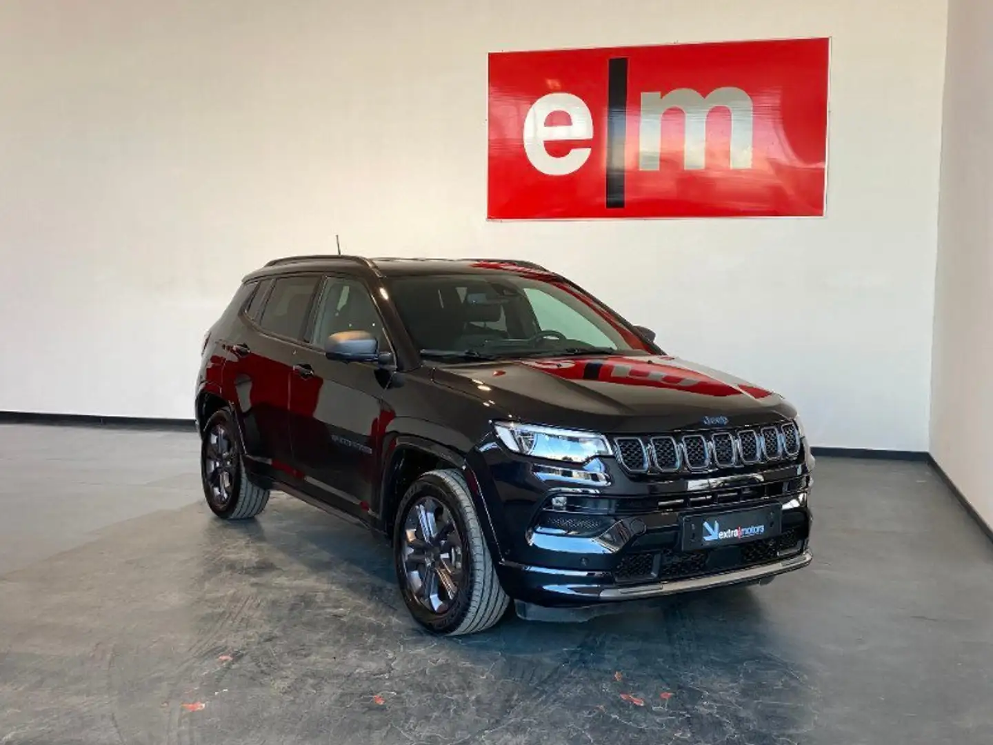 Jeep Compass 1.3 TURBO T4 PHEV 4XE 80° ANNIVERSARIO Schwarz - 2