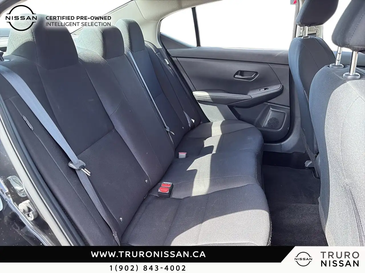 Nissan Sentra снимка Nissan Sentra