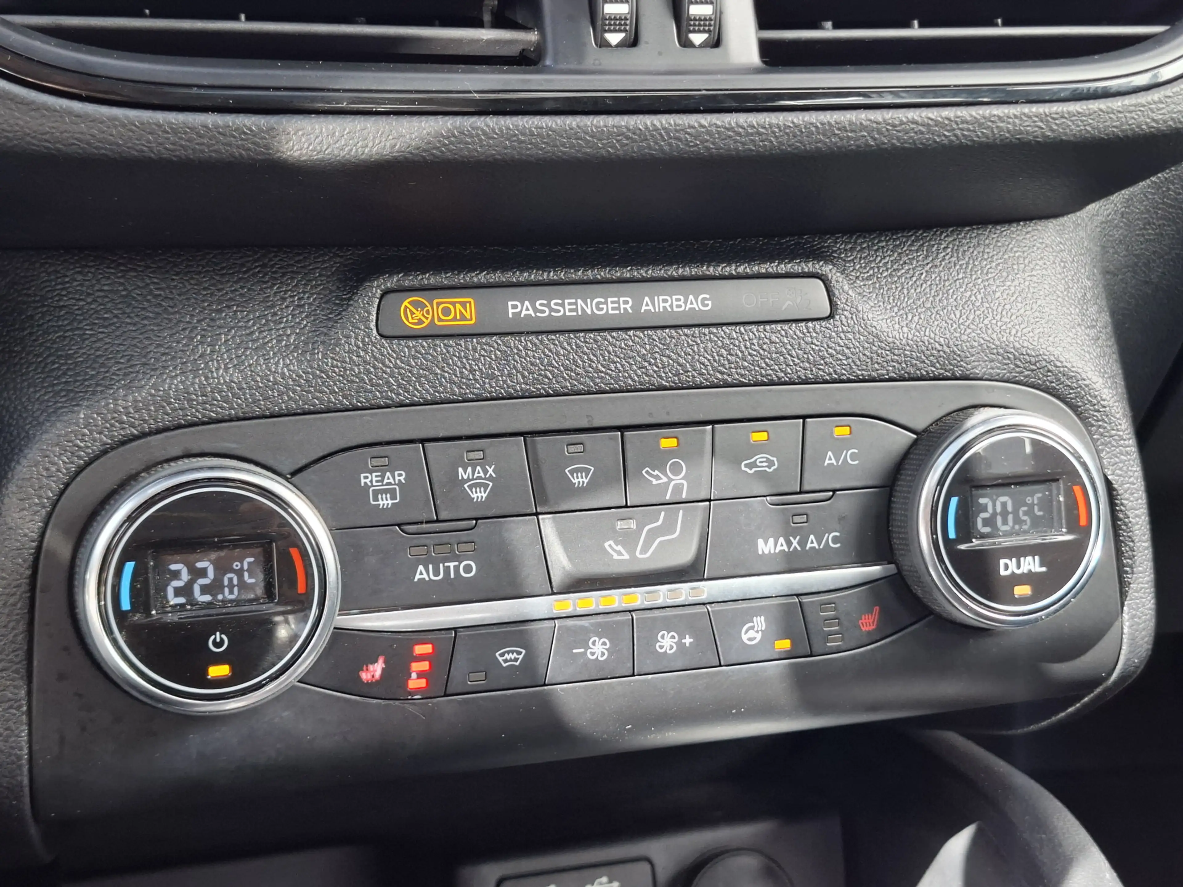 Ford Focus Wagon 1.0 EcoBoost MHEV ST-Line business | Navigat — photo 9