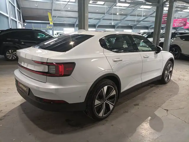 Polestar 2 view 5