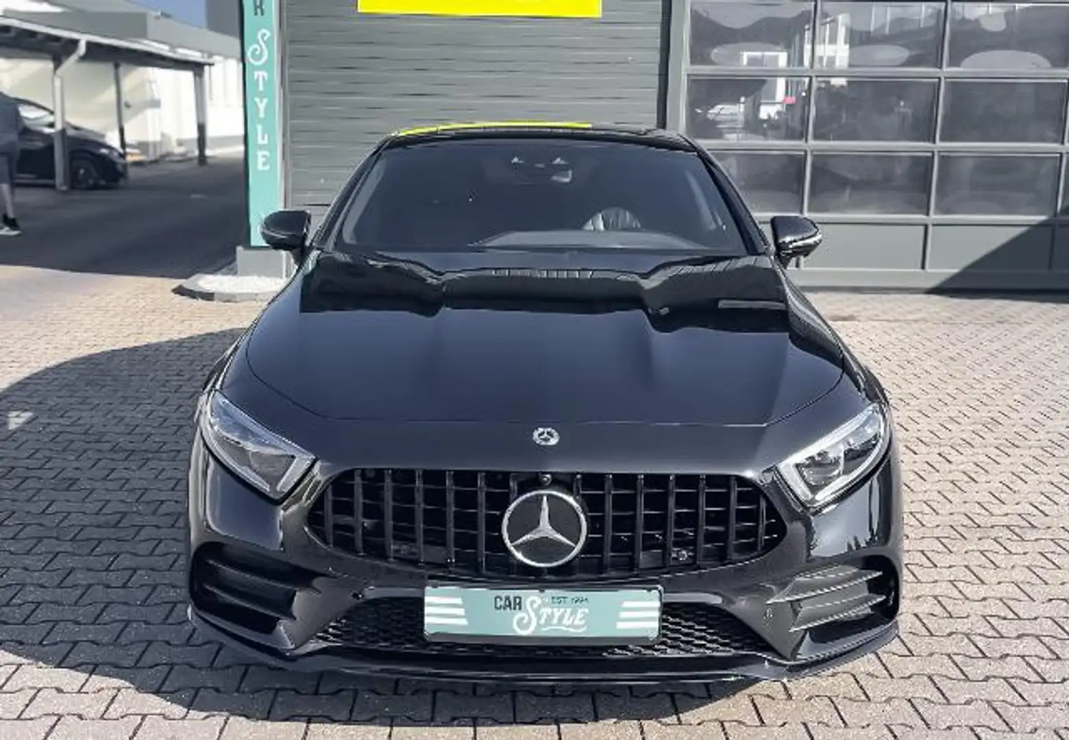 Mercedes-Benz CLS 400 d AMG Line SHZ SITZKUEHL. 360° PANO Czarny - 2