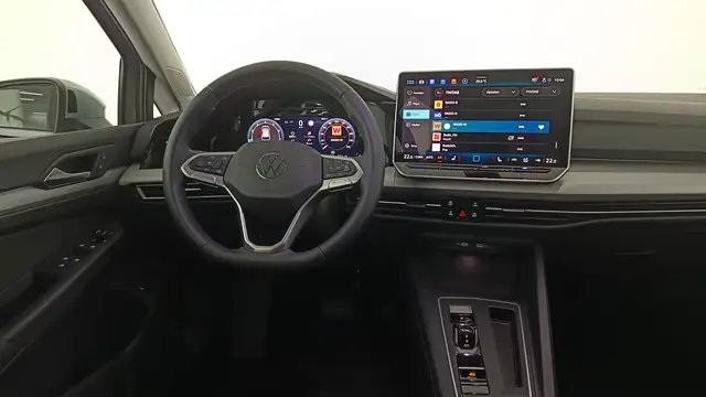 Volkswagen Golf view 12