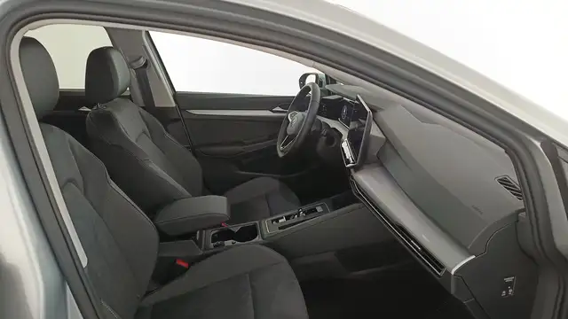 Volkswagen Golf view 10