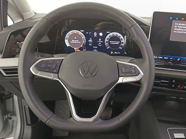 Volkswagen Golf view 14