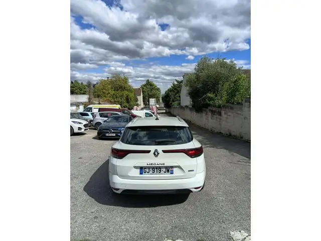 Renault Megane view 7