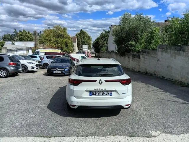 Renault Megane view 13