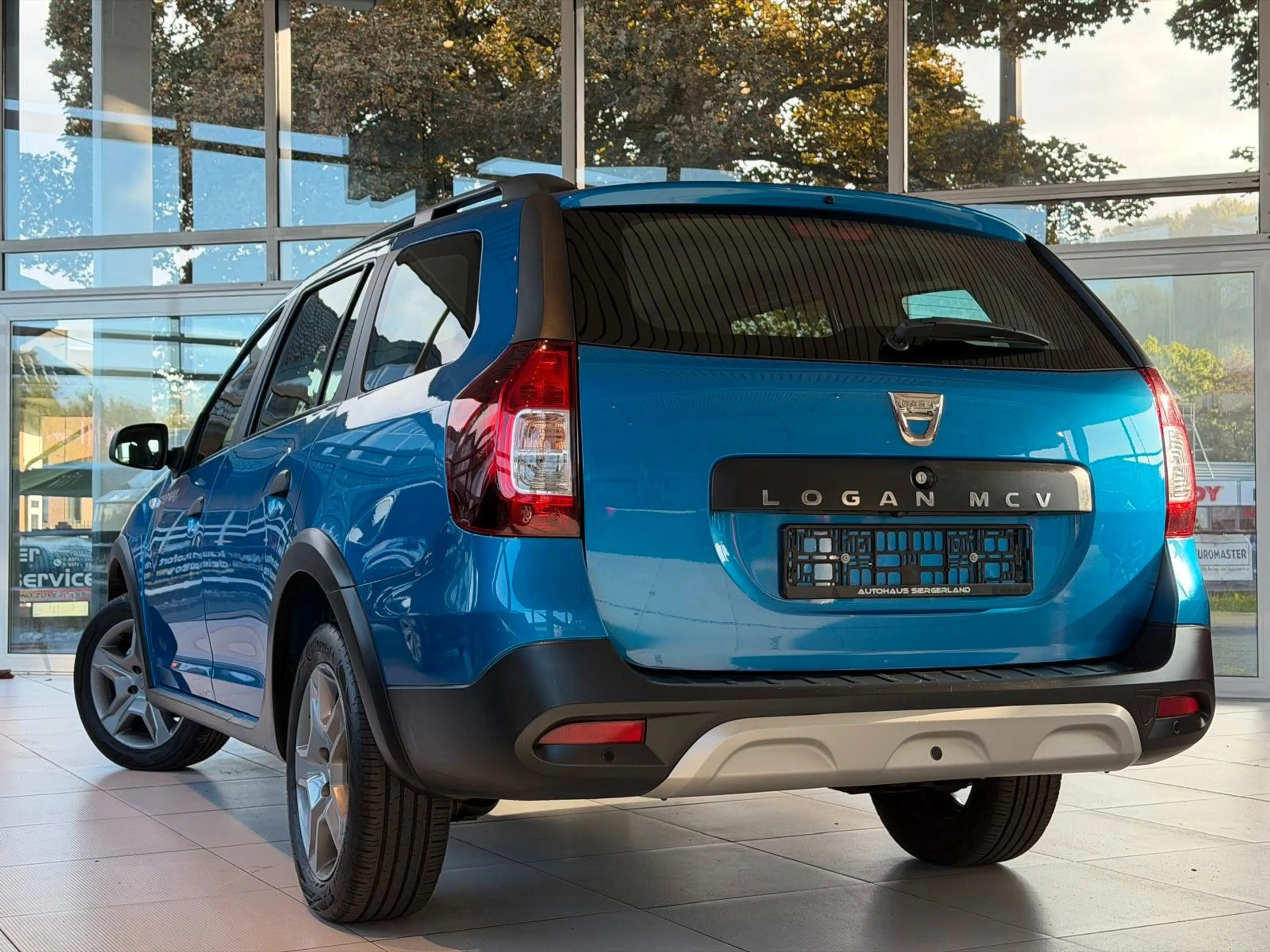 Dacia Logan MCV II Kombi Stepway/1.Hand/Kamera/tempoma — photo 8