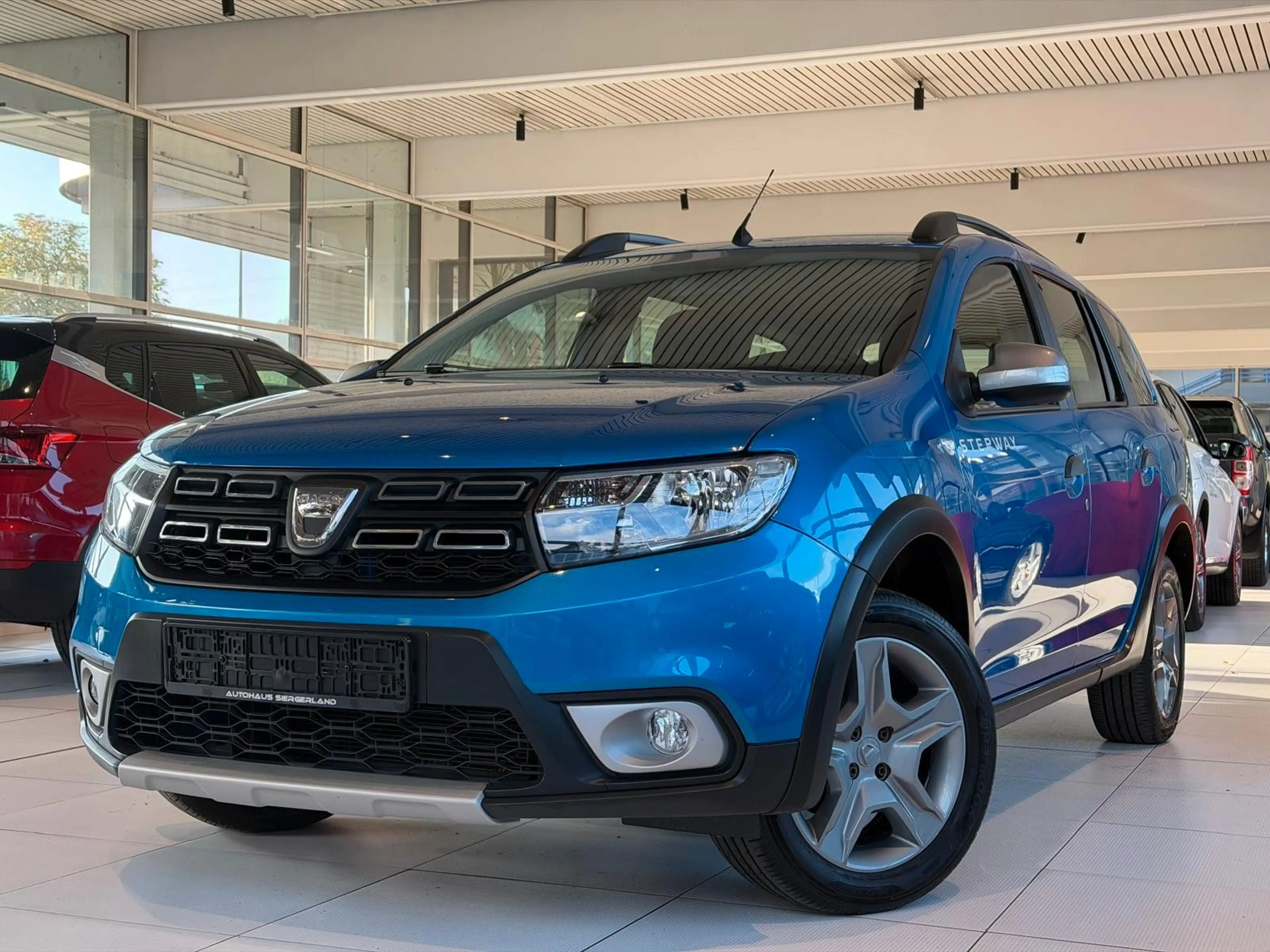 Dacia Logan MCV II Kombi Stepway/1.Hand/Kamera/tempoma — photo 4