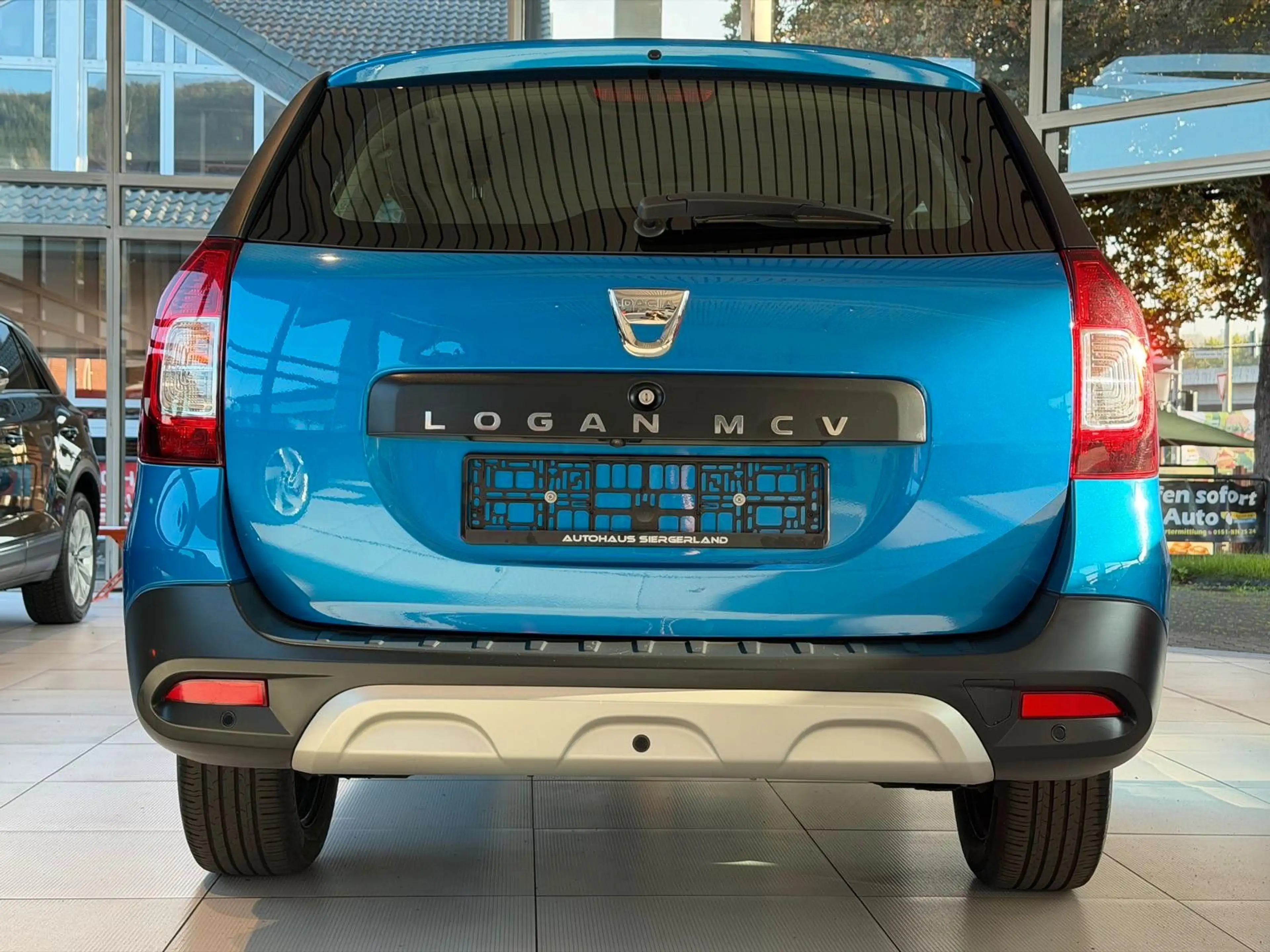 Dacia Logan MCV II Kombi Stepway/1.Hand/Kamera/tempoma — photo 6