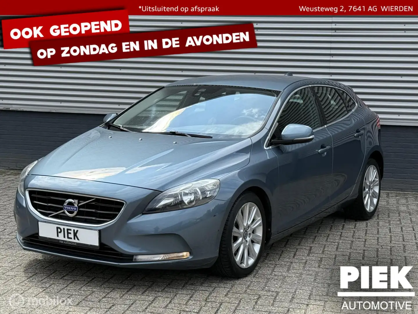 Volvo V40 1.6 D2 Summum EXPORTPRIJS Albastru - 1
