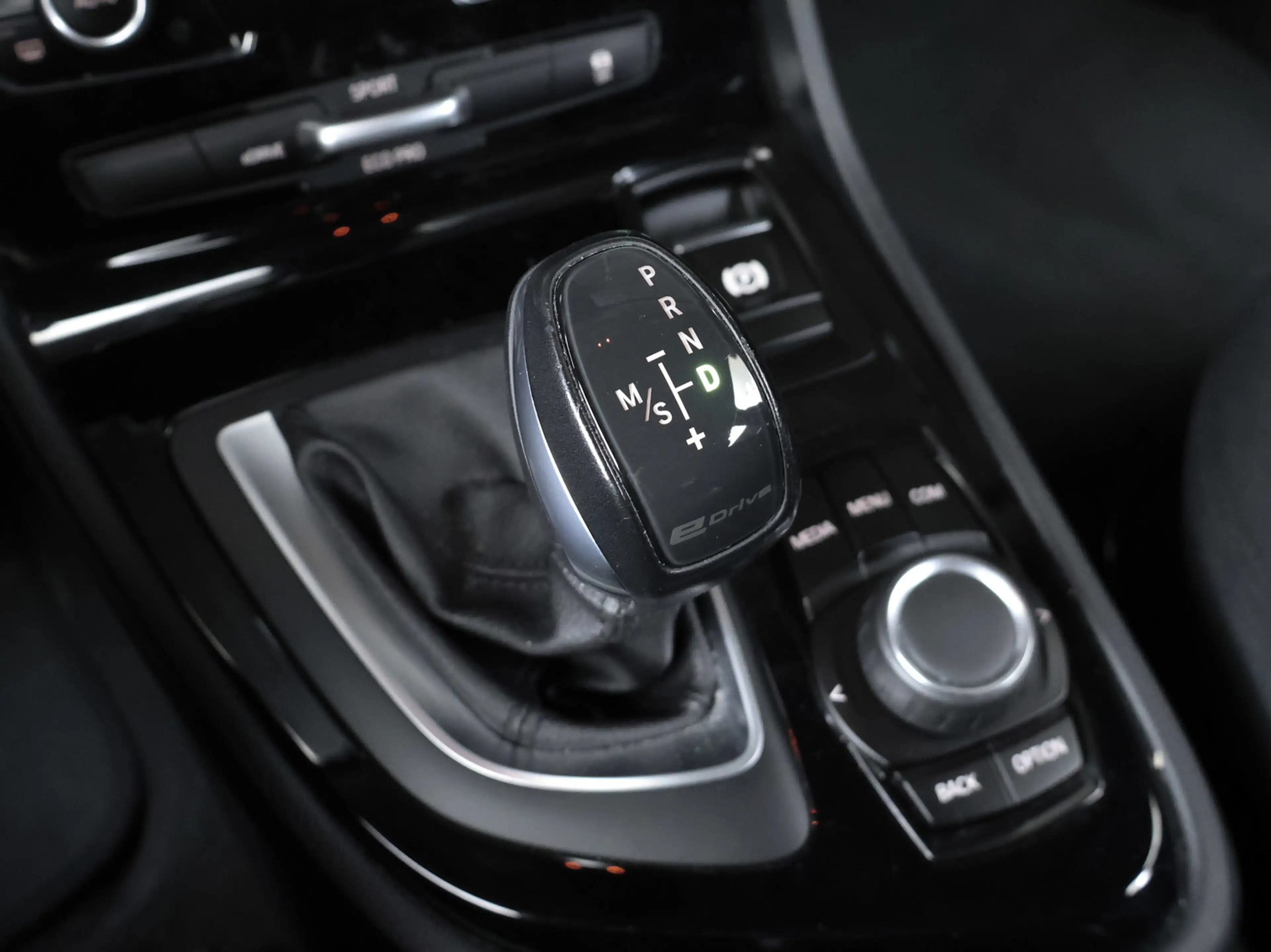 BMW 225 2-serie Active Tourer 225xe iPerformance Sport (NA — photo 16