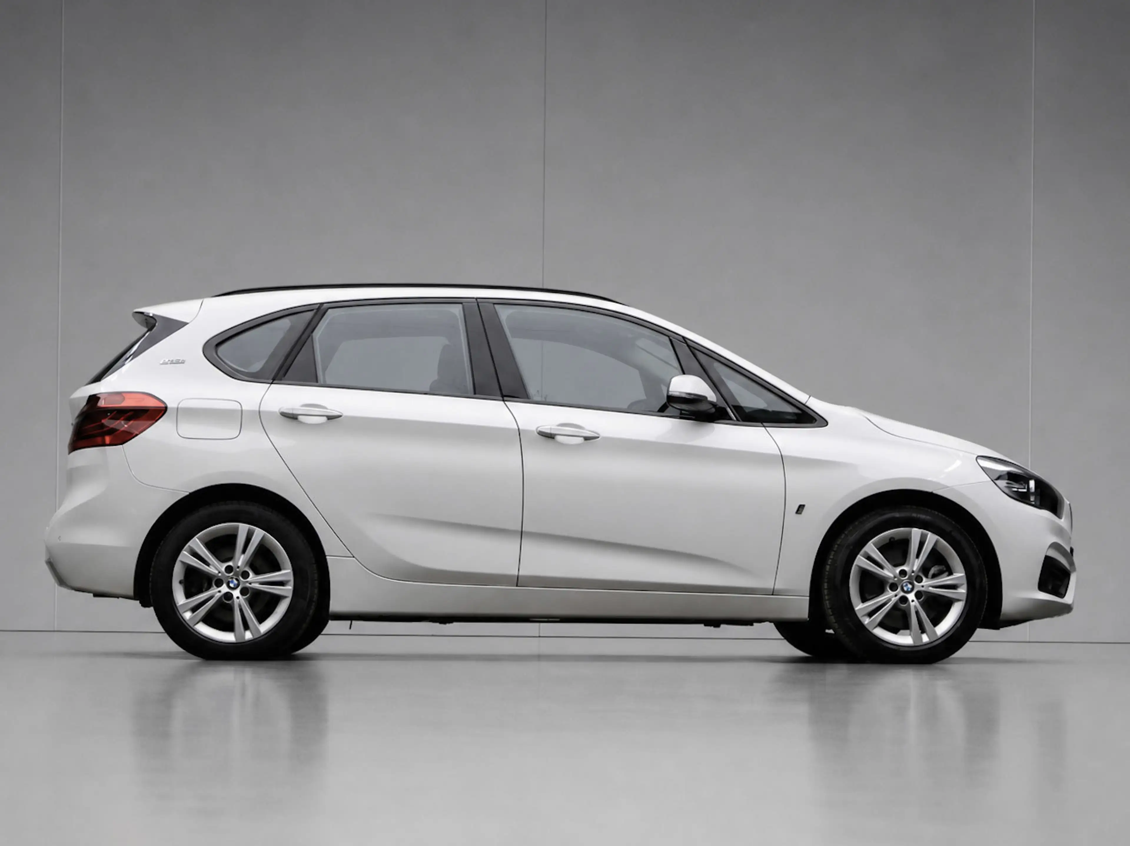 BMW 225 2-serie Active Tourer 225xe iPerformance Sport (NA — photo 5