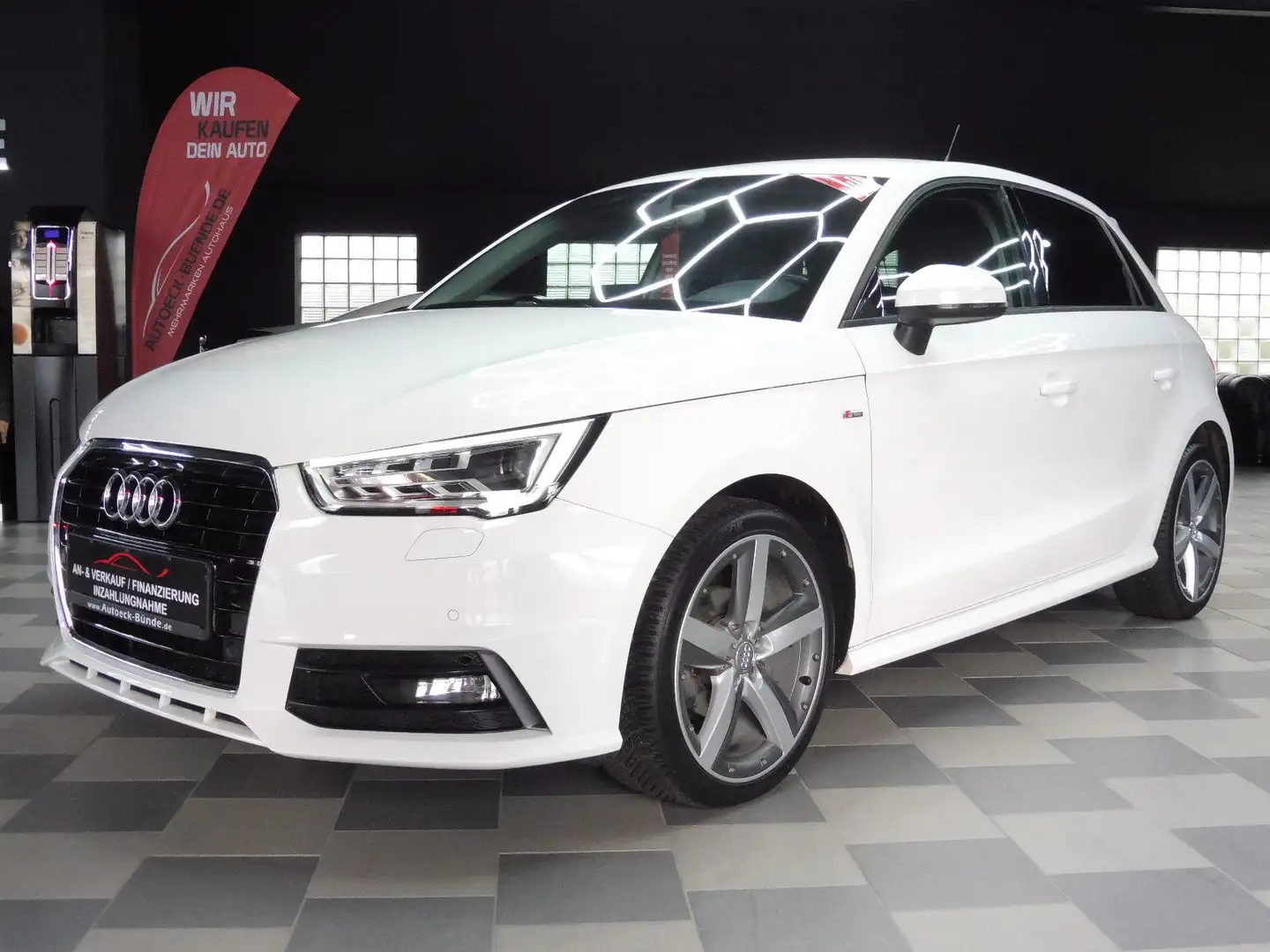 Audi A1 Sportback 1.0 TFSI Admired/S-line/Xenon/Navi Weiß - 2