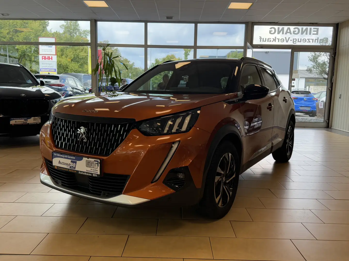Peugeot 2008 GT*ACC*R.Cam*Totwinkelass*dig Cockpit*Navi Orange - 1