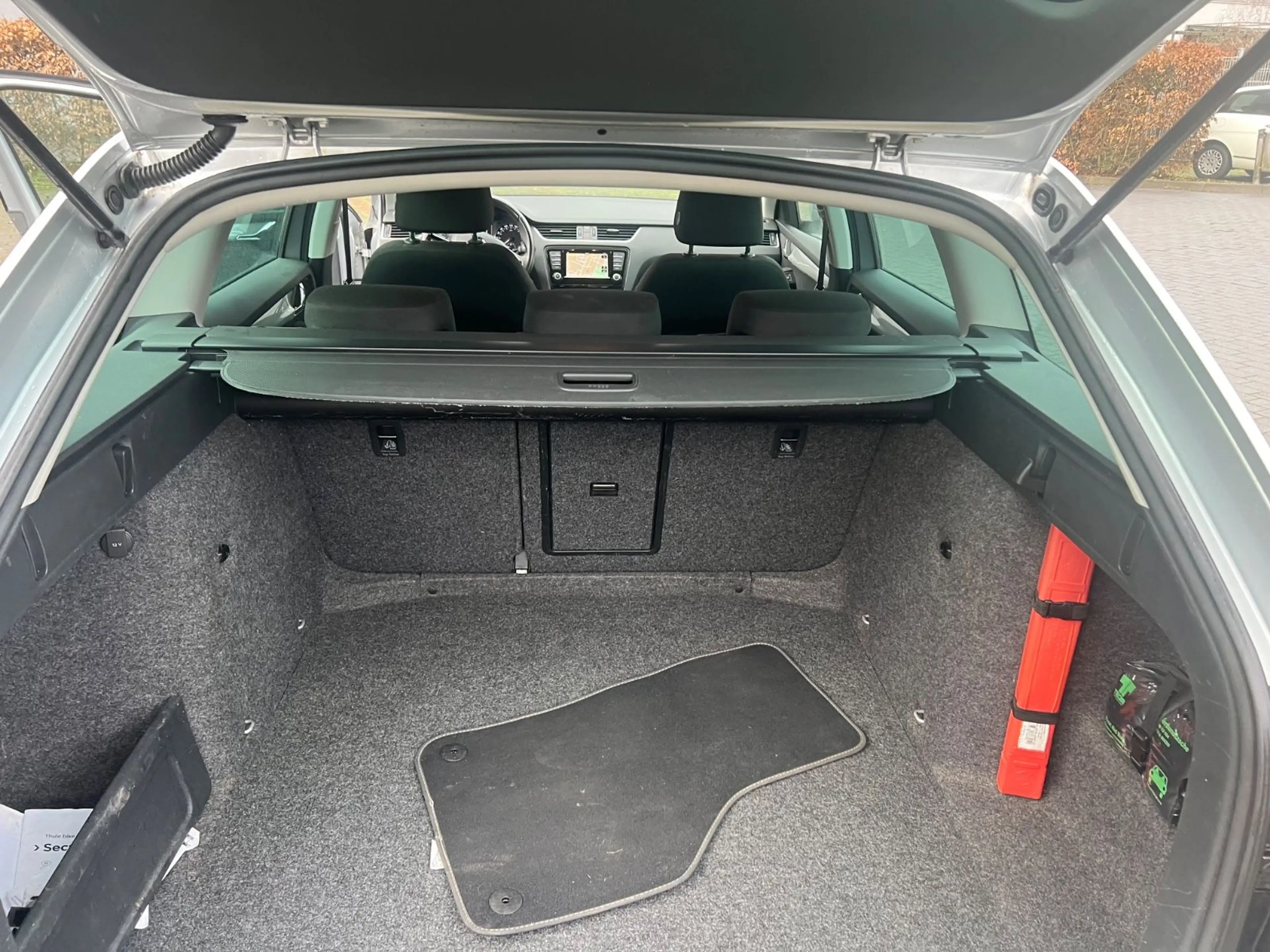 Skoda Octavia Combi Greenline — photo 12