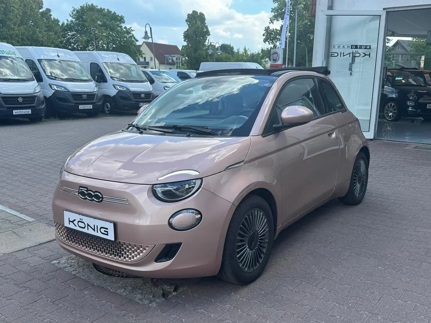 Fiat 500e Cabrio ICON 118PS KLIMA*NAVI*CARPLAY*PDC Gold - 1