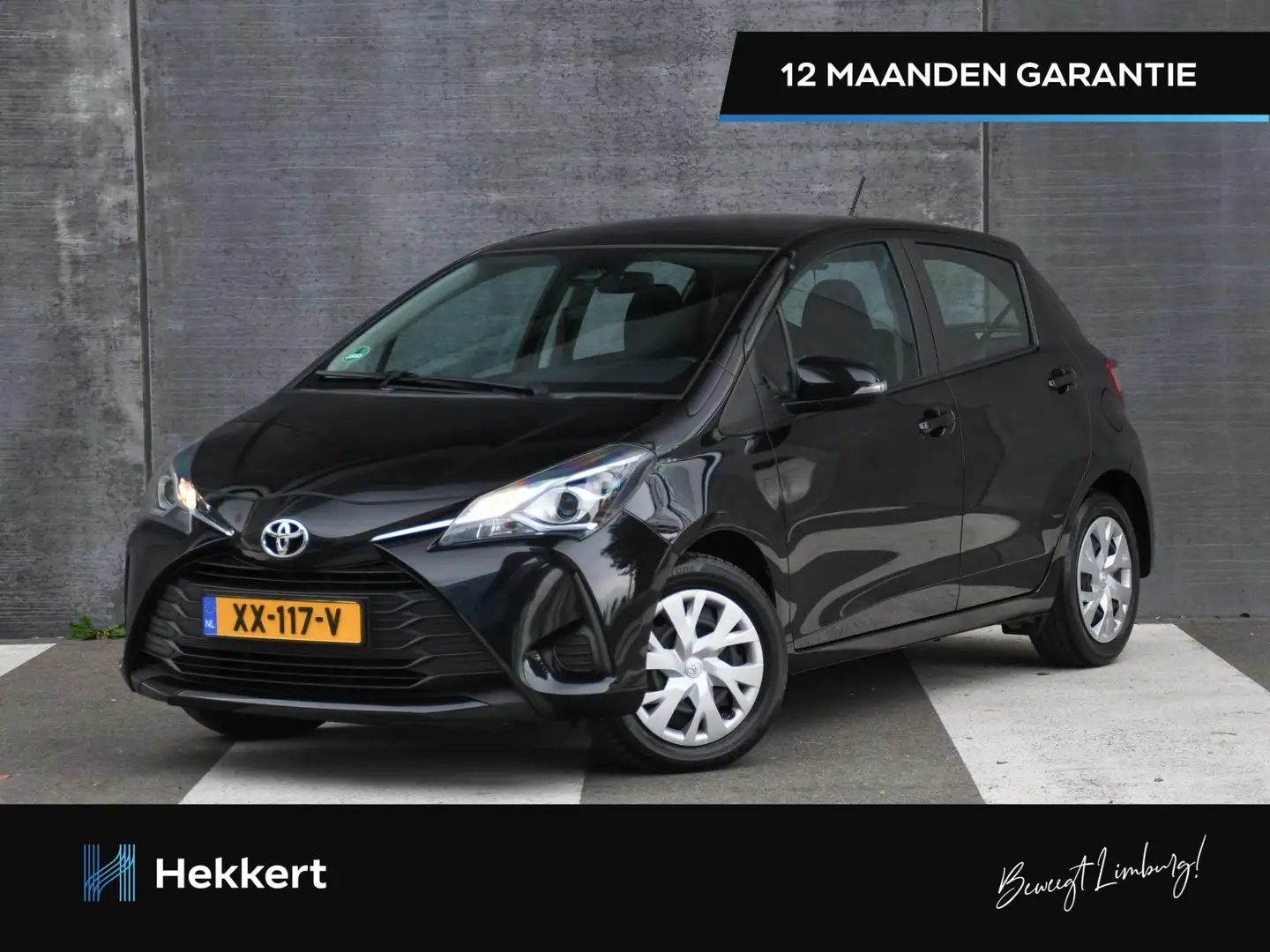 Toyota Yaris Active 1.5 VVT-i 115pk NAVI | CAMERA | CRUISE | BO Zwart - 1