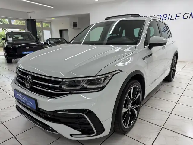 Volkswagen Tiguan view 5