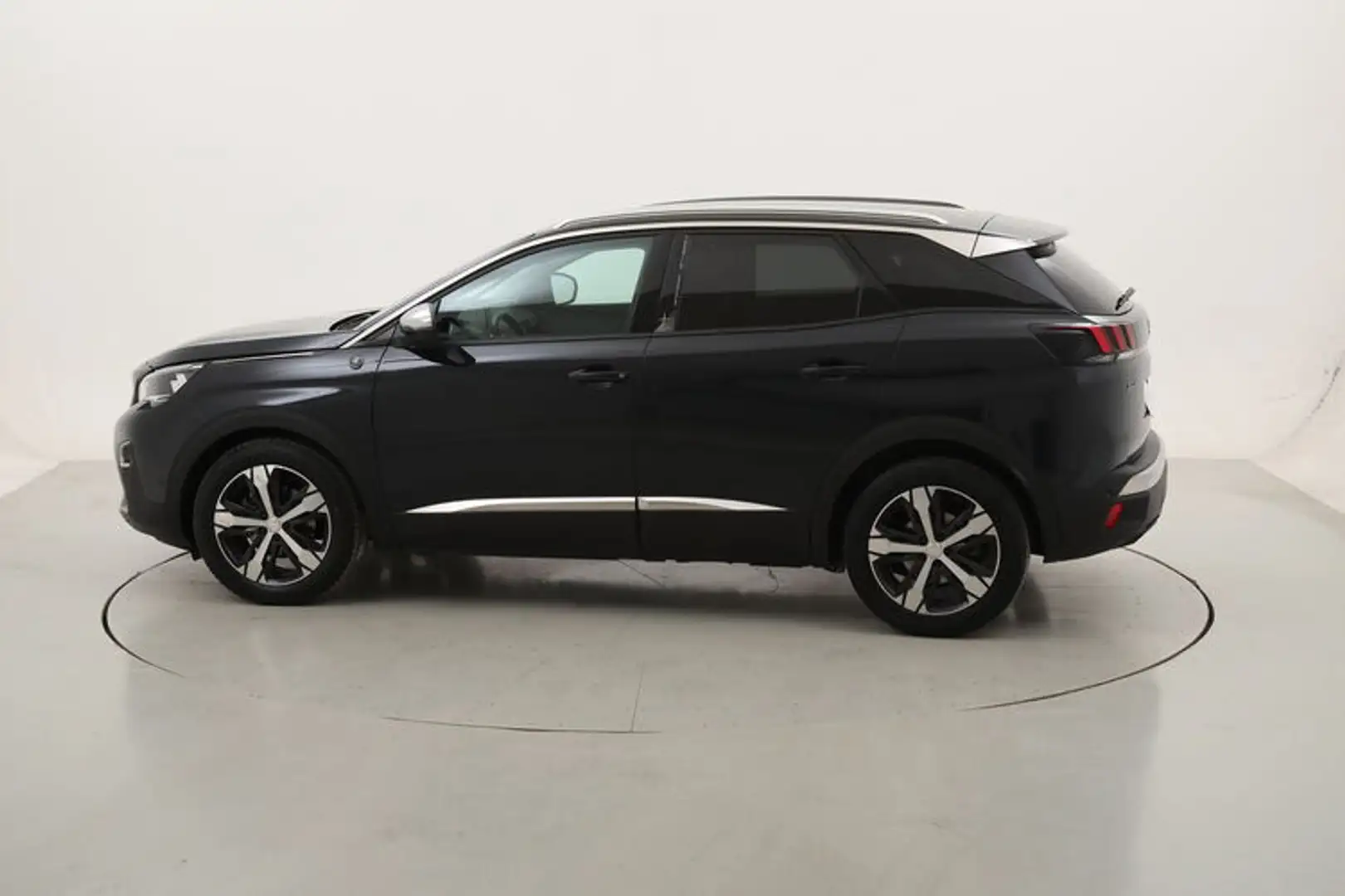 Peugeot 3008 Crossway 1.5 Diesel 131CV Grigio - 2