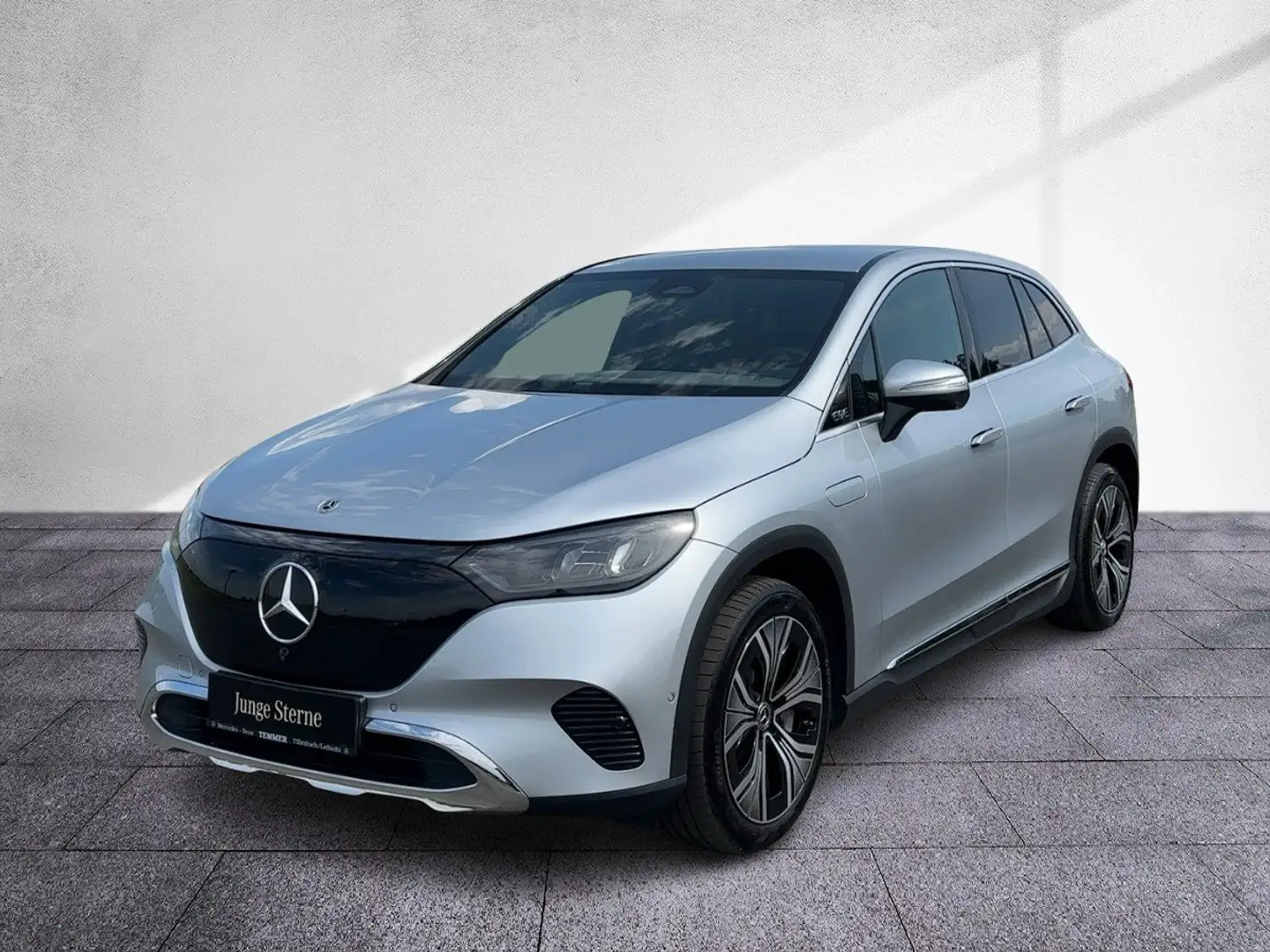Mercedes-Benz EQE SUV EQE 350 4M SUV Electric-Art NP: 90.178 DISTR AHV Silber - 2