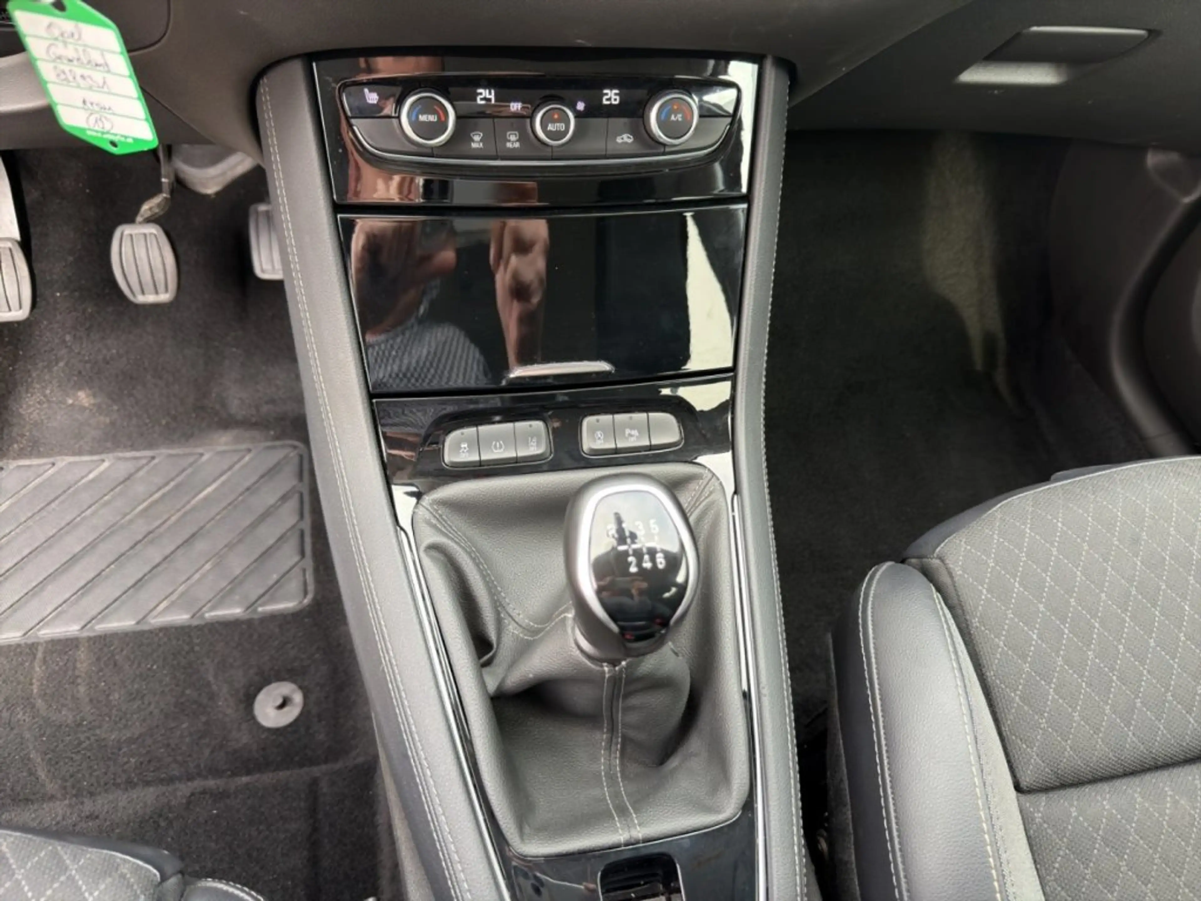 Opel Grandland X 1.5 CDTI Elegance 96KW MT6 — photo 10