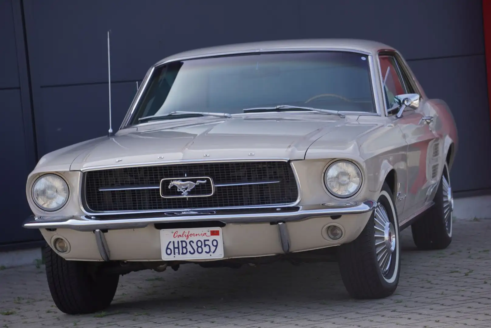 Ford Mustang 289 Oldtimer"Klima"Servo"OriginalZustand Beige - 2
