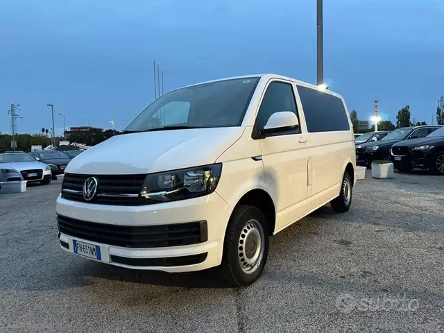 Volkswagen T6 Caravelle 2.0TDI 150 DSG PC Comf.