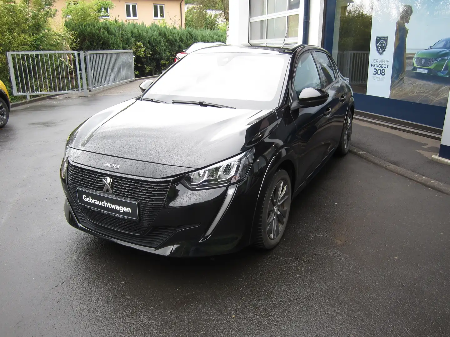 Peugeot 208 e Allure Elektromotor 136 Schwarz - 2