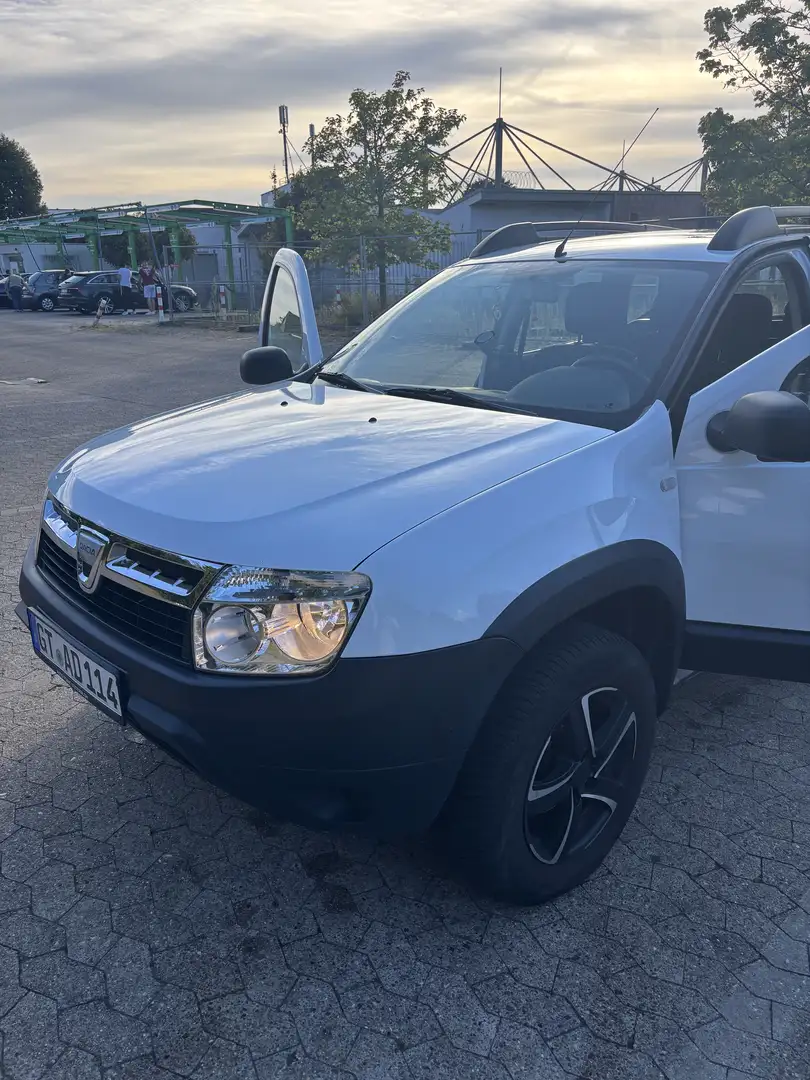 Dacia Duster 1.6 16V 4x2 Schwarz - 2