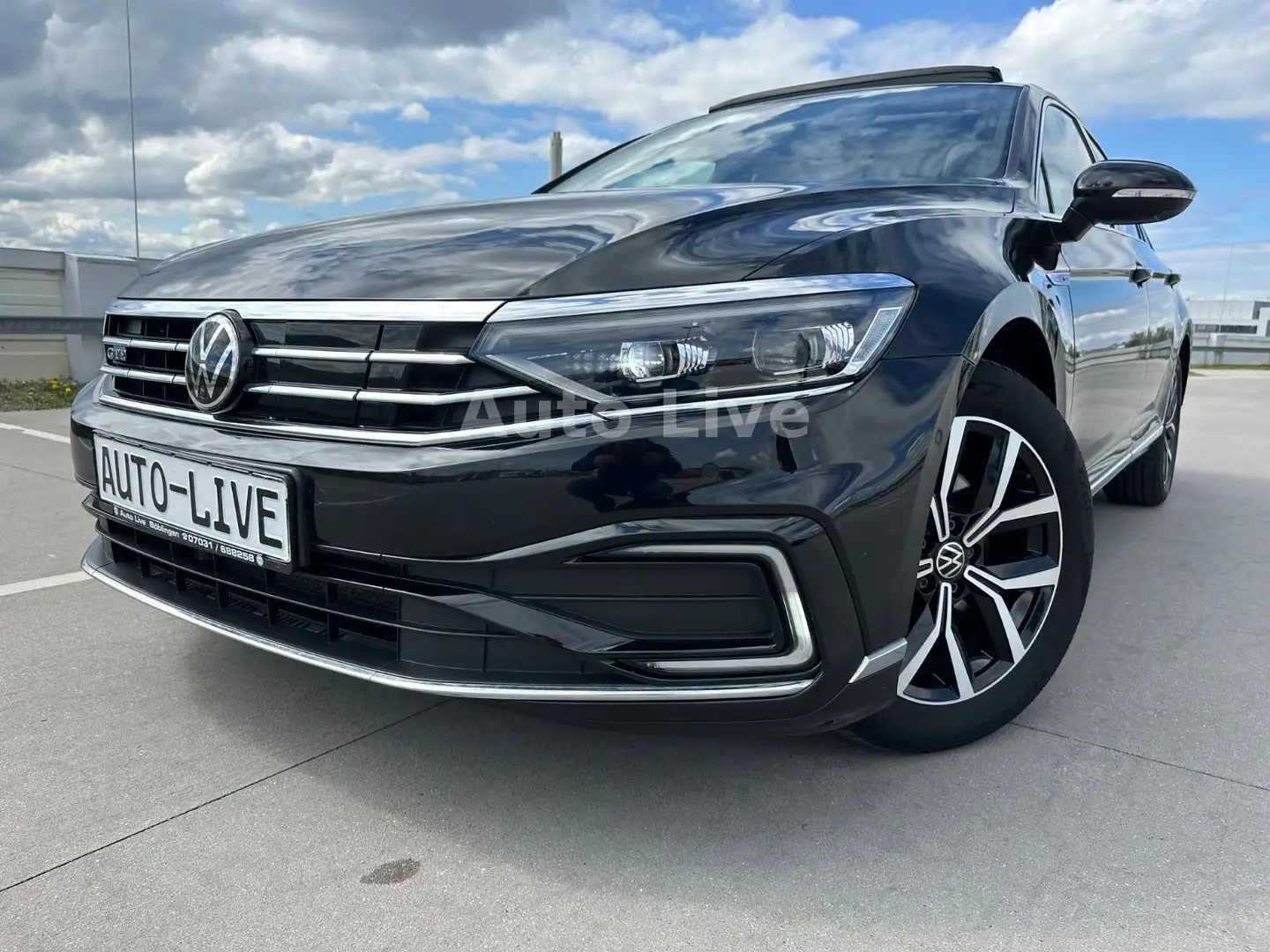Volkswagen Passat GTE*DSG*VIRTUAL*PANO*MATRIX*NAVI*360*VOL Czarny - 1
