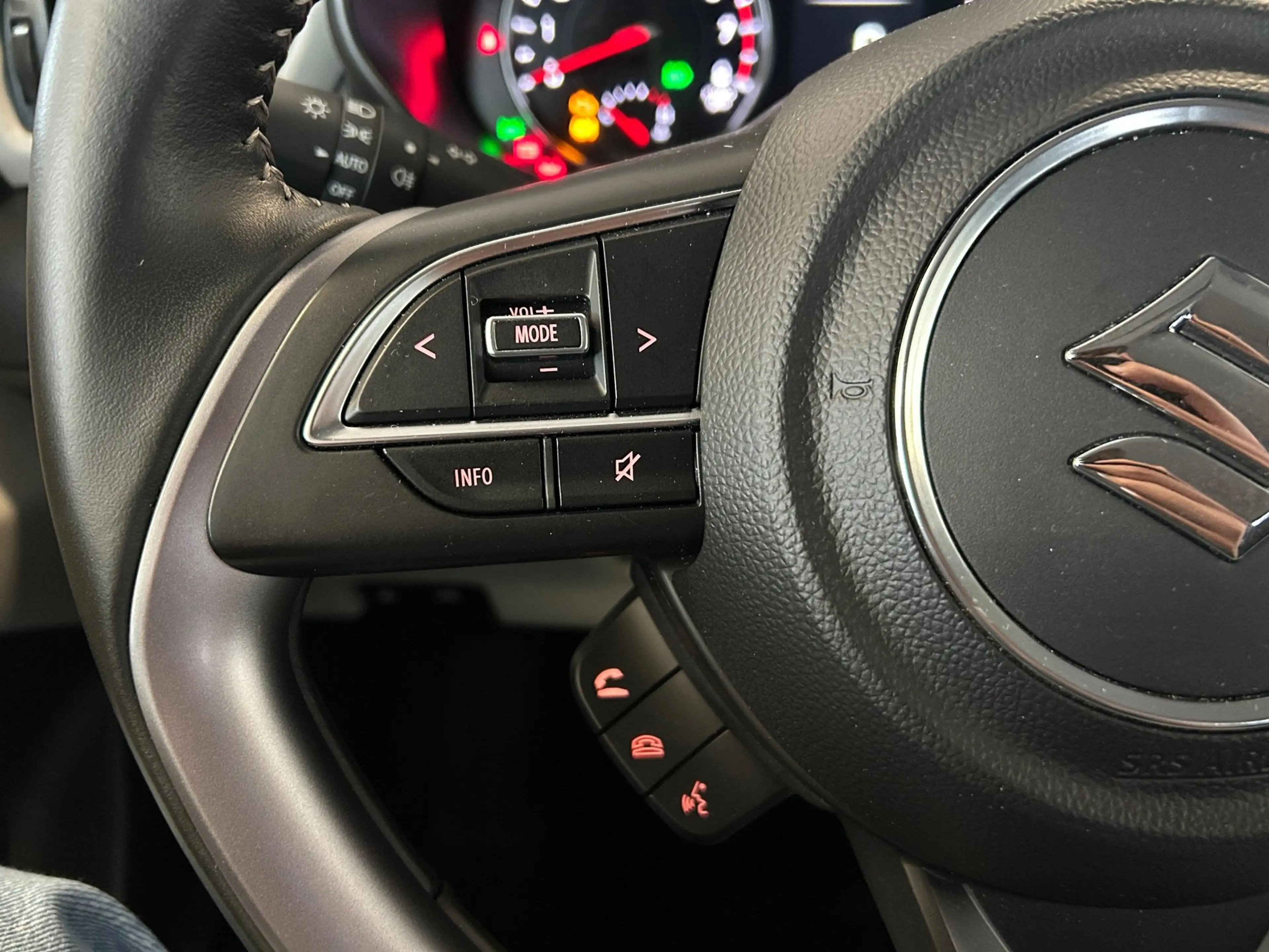 Suzuki Swift 1.2 Select Smart Hybrid Automaat | Carplay| 10 jaa — photo 13