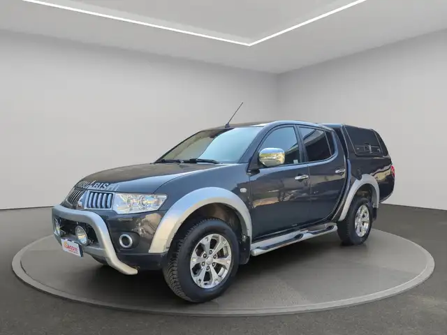 Mitsubishi L200 d.cab 2.5 di-d Intense Plus 178cv